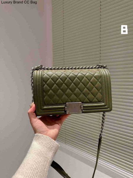 fish body new diamond lattice bag cc ziwen calfskin cross mama classic original gold hardware version is high-end designer
fish body new diamond lattice bag cc ziwen calfskin cross mama classic original gold hardware version is high-end designer