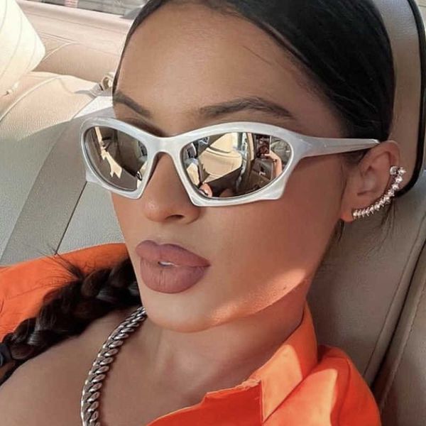 2022 fashion modern geometry silver sunglasses women vintage outdoor goggles men driving shades female de sol 0508
2022 fashion modern geometry silver sunglasses women vintage outdoor goggles men driving shades female de sol 0508
