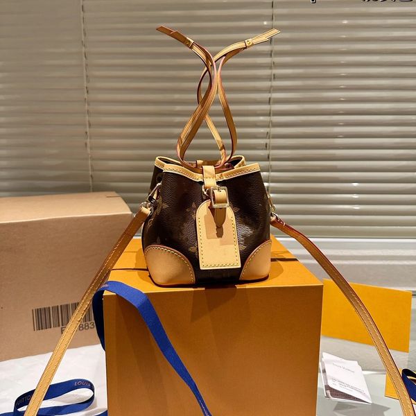 mt nano noe m81266 shoulder crossbody bags handbags luxury designer noe purse 23ss mini bucket hande bag women purse wallet drawstring monog
mt nano noe m81266 shoulder crossbody bags handbags luxury designer noe purse 23ss mini bucket hande bag women purse wallet drawstring monog
