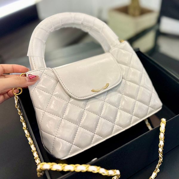 23p oil wox leather women designer tote bag gold metal hardware matelasse chain crossbody shoulder handbag 3 colors vintage luxury purse sac
23p oil wox leather women designer tote bag gold metal hardware matelasse chain crossbody shoulder handbag 3 colors vintage luxury purse sac