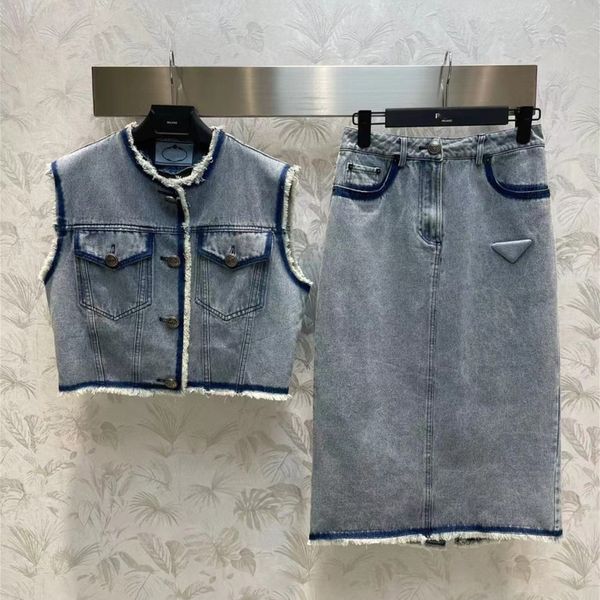 new fashion denim skirt suit for women sleeveless letter coat set cowboys jackets designer skirt suits amazing quality sml, White
new fashion denim skirt suit for women sleeveless letter coat set cowboys jackets designer skirt suits amazing quality sml, White