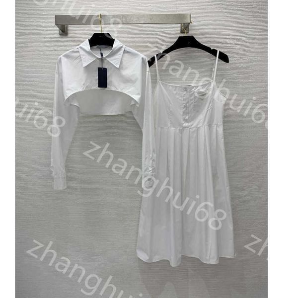 23ss skirt set women designer clothes brand buckle lapel short long sleeve sunscreen shirt waist slimming suspender pleated dress suit women, White
23ss skirt set women designer clothes brand buckle lapel short long sleeve sunscreen shirt waist slimming suspender pleated dress suit women, White