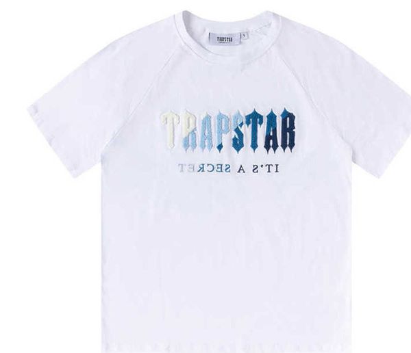 men's trapstar t shirt set letter embroidered tracksuit short sleeve plush shorts 20230025, Gray
men's trapstar t shirt set letter embroidered tracksuit short sleeve plush shorts 20230025, Gray
