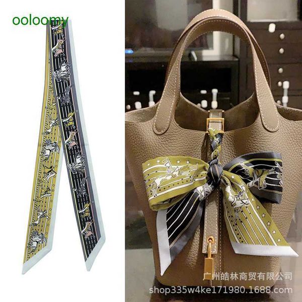 hemres designer cravat scarf binding bag handle twill narrow small strip temperament hair strap versatile decorative ribbon, Black;purple
hemres designer cravat scarf binding bag handle twill narrow small strip temperament hair strap versatile decorative ribbon, Black;purple