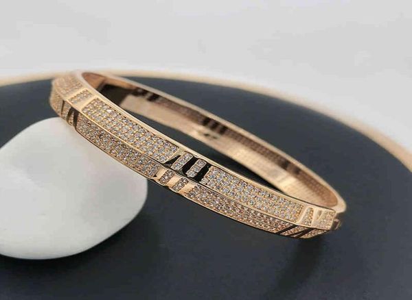 all zirconium roman numeral pattern bracelet with zirconia inlaid in copper7189594, Black
all zirconium roman numeral pattern bracelet with zirconia inlaid in copper7189594, Black