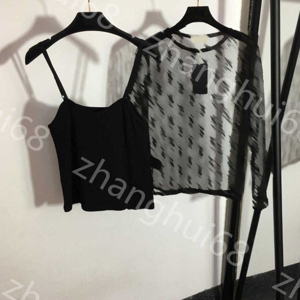 23ss womens t-shirt womens designer clothing new logo flocking letter net yarn perspective long sleeve bottoming shirt with suspender lining, White
23ss womens t-shirt womens designer clothing new logo flocking letter net yarn perspective long sleeve bottoming shirt with suspender lining, White