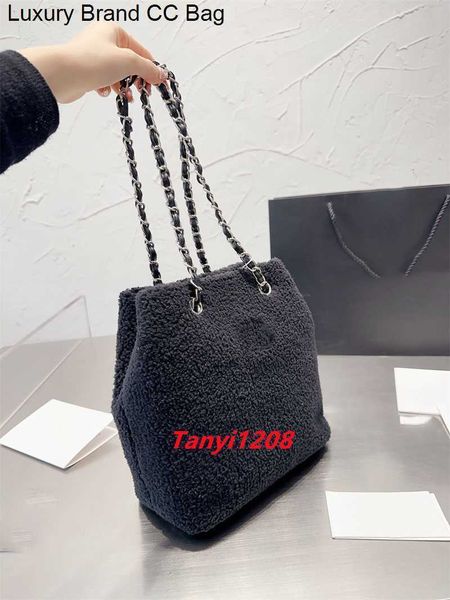 luxury cc shoulder bags handbags new women's shoulder bags designer fahsion lambswool bucket bag lady clutch purses luxuries designers
luxury cc shoulder bags handbags new women's shoulder bags designer fahsion lambswool bucket bag lady clutch purses luxuries designers