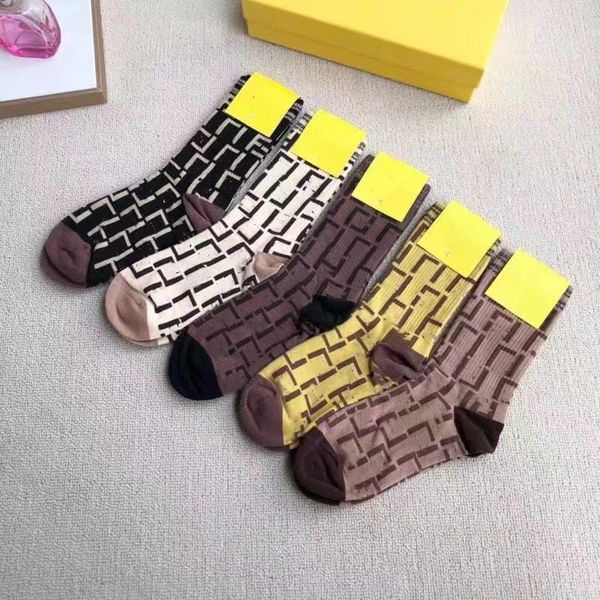 designer socks luxury men's and women's alphabet print embroidered sports cotton socks 5 pairs a box of street hip hop socks whole, Black
designer socks luxury men's and women's alphabet print embroidered sports cotton socks 5 pairs a box of street hip hop socks whole, Black
