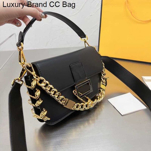 handbags cc detachable cross body bag flap baguette handle crossbody belt chain pin decoration genuine leather plain handbag purse women sho
handbags cc detachable cross body bag flap baguette handle crossbody belt chain pin decoration genuine leather plain handbag purse women sho