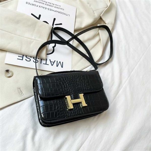 50% off factory online women's bag crocodile pattern new fashion red stewardess buckle kangkang one shoulder crossbody
50% off factory online women's bag crocodile pattern new fashion red stewardess buckle kangkang one shoulder crossbody