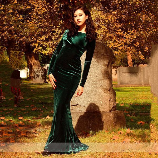 dark green long sleeves velvet evening dress mermaid cut-out sweep train prom gowns simple women party dresses, Black;red
dark green long sleeves velvet evening dress mermaid cut-out sweep train prom gowns simple women party dresses, Black;red