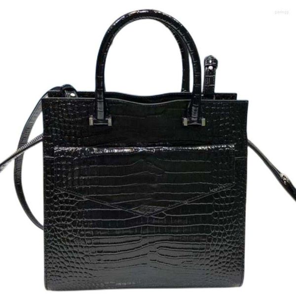 backpack style quality women handbags cross body bags designer circle hand esign high-grade texture single shoulder silver metal hardware
backpack style quality women handbags cross body bags designer circle hand esign high-grade texture single shoulder silver metal hardware