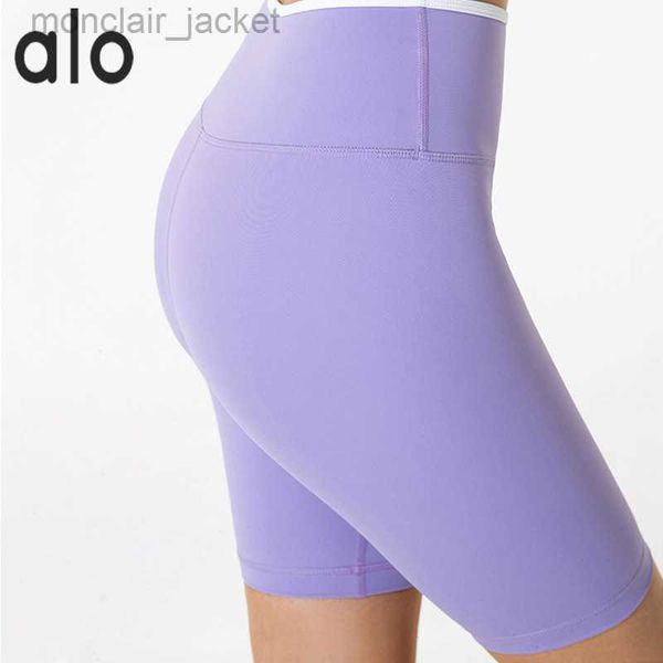 desginer alos yoga shorts fitness pants women's high waist sports tight running cycling pants honey peach hip lift nude capris, White;black
desginer alos yoga shorts fitness pants women's high waist sports tight running cycling pants honey peach hip lift nude capris, White;black
