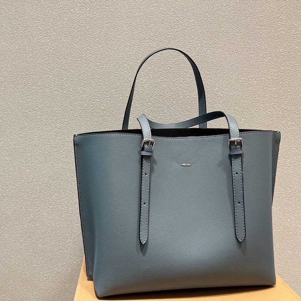 classic tote designer bags women luxurys handbag shoulder solid color leather designer crossbody female shopping bagss 220309
classic tote designer bags women luxurys handbag shoulder solid color leather designer crossbody female shopping bagss 220309
