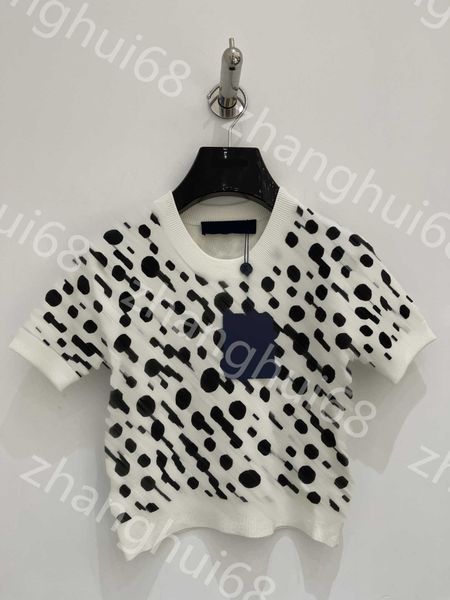 23ss womens designer clothing womens knits round neck star same style wave dot print craft knitted short sleeve short sleeve womens clothes, White
23ss womens designer clothing womens knits round neck star same style wave dot print craft knitted short sleeve short sleeve womens clothes, White