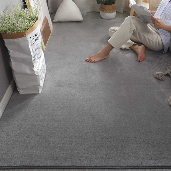 large size living room carpet soft and skin friendly bedroom carpet grey floor mat for baby game mat white home decoration
large size living room carpet soft and skin friendly bedroom carpet grey floor mat for baby game mat white home decoration