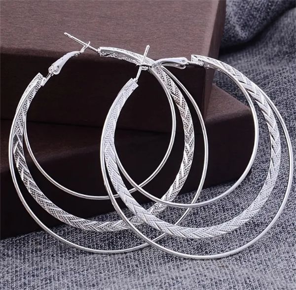 gorgeous large round hoop earrings: perfect birthday gift for the special woman in your life, Golden;silver
gorgeous large round hoop earrings: perfect birthday gift for the special woman in your life, Golden;silver