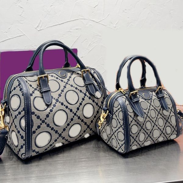 pillow bag cloth crossbody totes luxury designer brand fashion shoulder bags handbags women letter purse phone bag wallet
pillow bag cloth crossbody totes luxury designer brand fashion shoulder bags handbags women letter purse phone bag wallet