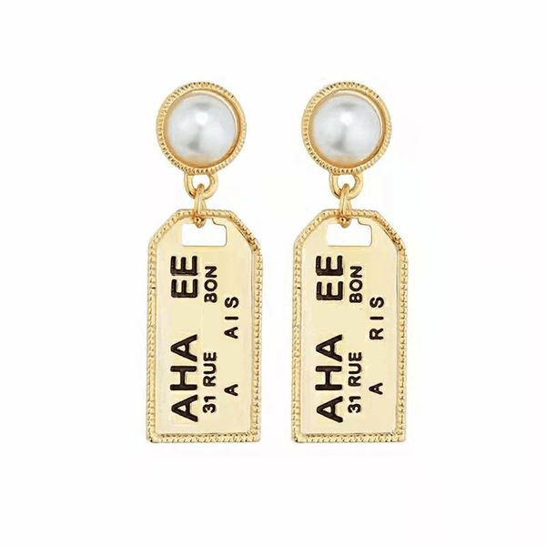 designer luxury brand stud earring rectangle letter pendant for women earring wedding party jewerlry accessories high quality, Golden;silver
designer luxury brand stud earring rectangle letter pendant for women earring wedding party jewerlry accessories high quality, Golden;silver