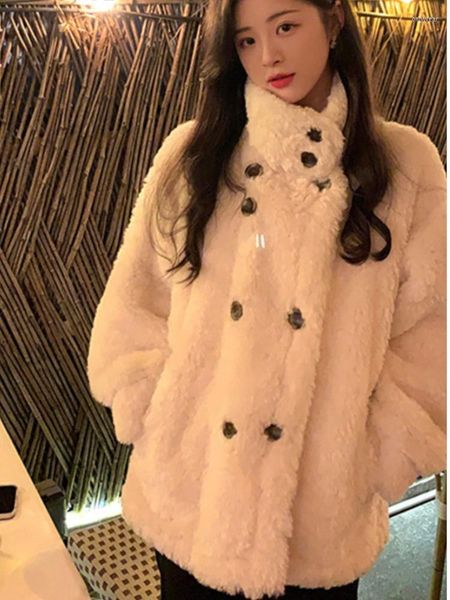 Women' Fur 2023 Milky Lamb Padded Jacket Thickened High Street Faux Woolen Coat Autumn Winter Cotton Women' Cothes Trend, White 
Women' Fur 2023 Milky Lamb Padded Jacket Thickened High Street Faux Woolen Coat Autumn Winter Cotton Women' Cothes Trend, White