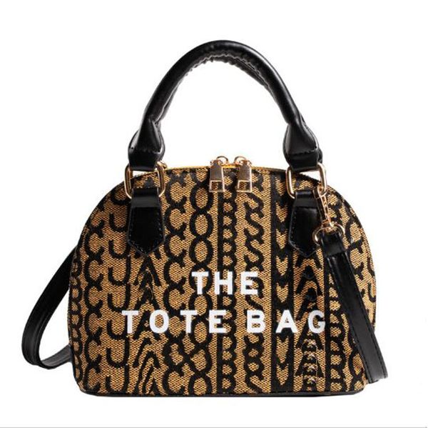 shopping bags shell bag luxury designer bags handbag messenger shoulder bag women fashion satchel canvas letter package 6colour
shopping bags shell bag luxury designer bags handbag messenger shoulder bag women fashion satchel canvas letter package 6colour