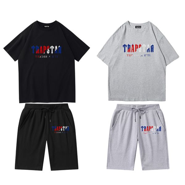 mens tshirts trapstar suit black suits trapstar tracksuit rainbow towel embroidery decoding hooded sportswear men and women run suit, White;black
mens tshirts trapstar suit black suits trapstar tracksuit rainbow towel embroidery decoding hooded sportswear men and women run suit, White;black