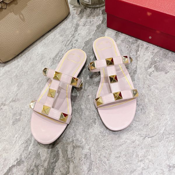 beach shoes designer valentinoity leather sandals women fashion v slippers footwear pool slides indoor outdoor shoes woman lk1
beach shoes designer valentinoity leather sandals women fashion v slippers footwear pool slides indoor outdoor shoes woman lk1