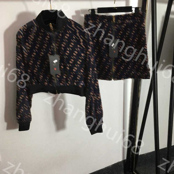 23ss skirt set women designer clothes brand double f letter stand collar long sleeve zipper coat high waist short half skirt suit womens clo, White
23ss skirt set women designer clothes brand double f letter stand collar long sleeve zipper coat high waist short half skirt suit womens clo, White