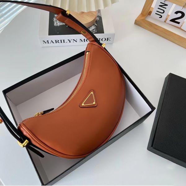 fashion womens wallets sunset half moon bag triangle prad designer clutch underarm bag luxury handbag mens crossbody bags genuine leather ch
fashion womens wallets sunset half moon bag triangle prad designer clutch underarm bag luxury handbag mens crossbody bags genuine leather ch
