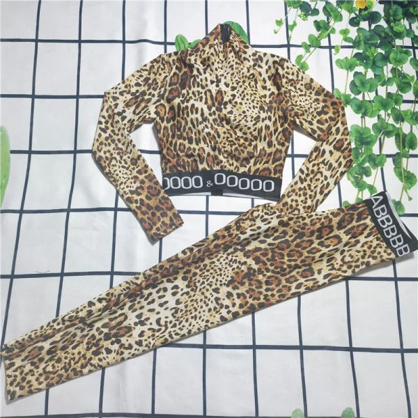 designer woman slim stretchy tracksuits print floral letters yoga outfit padded crop leggings jogging running pants long sleeves sports out, Gray
designer woman slim stretchy tracksuits print floral letters yoga outfit padded crop leggings jogging running pants long sleeves sports out, Gray