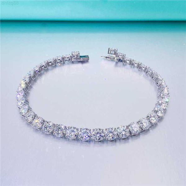 fine jewelry hip hop 925 silver 18k gold plated gold and silver color 5mm moissanite diamond tennis bracelet
fine jewelry hip hop 925 silver 18k gold plated gold and silver color 5mm moissanite diamond tennis bracelet