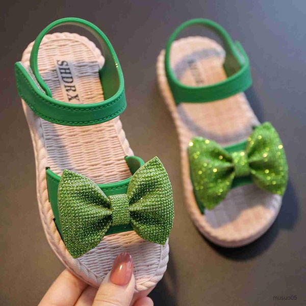 sandals new summer kids bow princess sandals baby girls sequins shoes children green beach sandalias soft fashion shoes, Black;red
sandals new summer kids bow princess sandals baby girls sequins shoes children green beach sandalias soft fashion shoes, Black;red