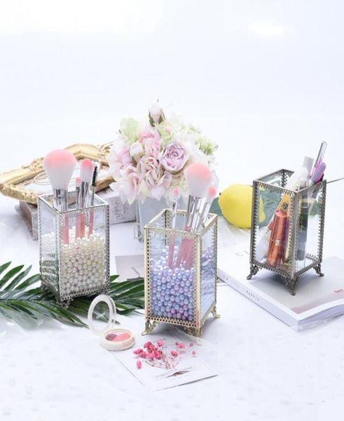 ddisplaygeometric glass flower room bronze edge glass cosmetic storage box deskjewelry storage box pen holder makeup brush9889329, Golden;white
ddisplaygeometric glass flower room bronze edge glass cosmetic storage box deskjewelry storage box pen holder makeup brush9889329, Golden;white