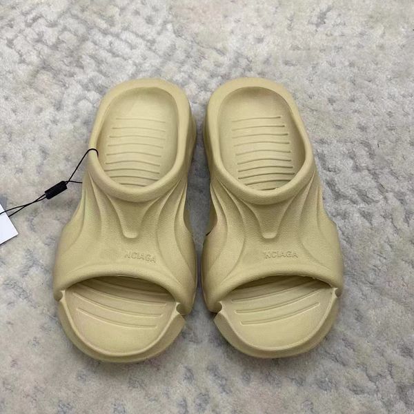 women brand sandals designer slippers flat flipflops leather eva slippers womens beach sandals summer 42, Black
women brand sandals designer slippers flat flipflops leather eva slippers womens beach sandals summer 42, Black