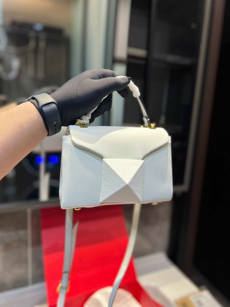 designer womens bags luxurys stud handbag crossbody tote underarm bag fashionable beauty ualc 2kwx
designer womens bags luxurys stud handbag crossbody tote underarm bag fashionable beauty ualc 2kwx