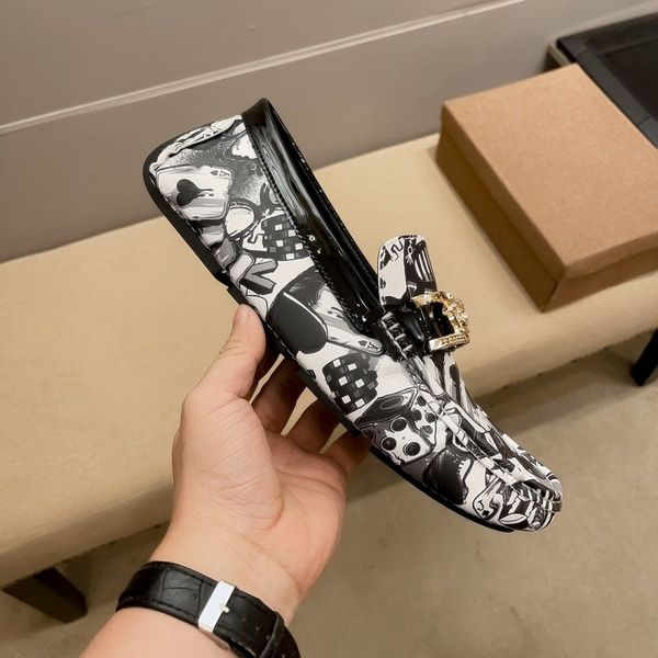 new casual shoes fashion matching men's dress shoes banquet wedding high-end quality factory direct sales, Black
new casual shoes fashion matching men's dress shoes banquet wedding high-end quality factory direct sales, Black