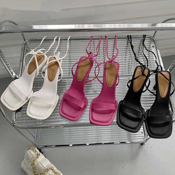 slipper eilyken 2023 summer new brand ankle strap sandal women thin high heel lace-up dres pump shoe outdoor gladiator sandals, Black
slipper eilyken 2023 summer new brand ankle strap sandal women thin high heel lace-up dres pump shoe outdoor gladiator sandals, Black