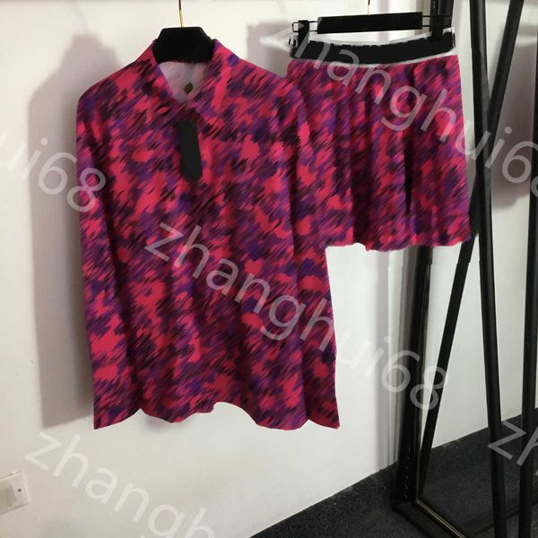 23ss skirt set women designer clothes brand vintage monogram print lapel long sleeve shirt high waist pleated short skirt suit womens clothi, White
23ss skirt set women designer clothes brand vintage monogram print lapel long sleeve shirt high waist pleated short skirt suit womens clothi, White