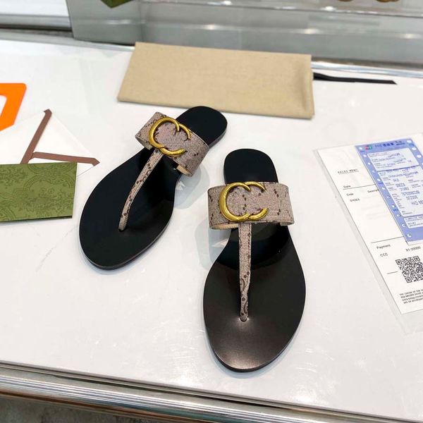 sandals large herringbone slippers summer new style leather flat bottom casual metal couple slippers slider luxury designer beach sandals si, Black
sandals large herringbone slippers summer new style leather flat bottom casual metal couple slippers slider luxury designer beach sandals si, Black