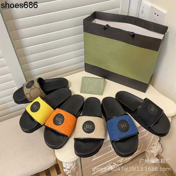 g 2023 summer couple beach shoes for men and women lightweight anti slip home durable one line drag thick sole trendy and casual, Black
g 2023 summer couple beach shoes for men and women lightweight anti slip home durable one line drag thick sole trendy and casual, Black