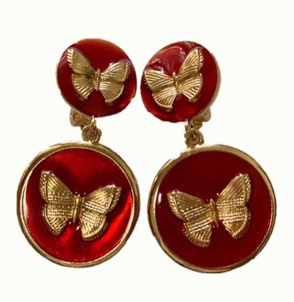 full 50 packages 922 vintage oil dripping butterfly european and american exaggerated catwalk earrings without ear holes earclip5527097, Golden
full 50 packages 922 vintage oil dripping butterfly european and american exaggerated catwalk earrings without ear holes earclip5527097, Golden