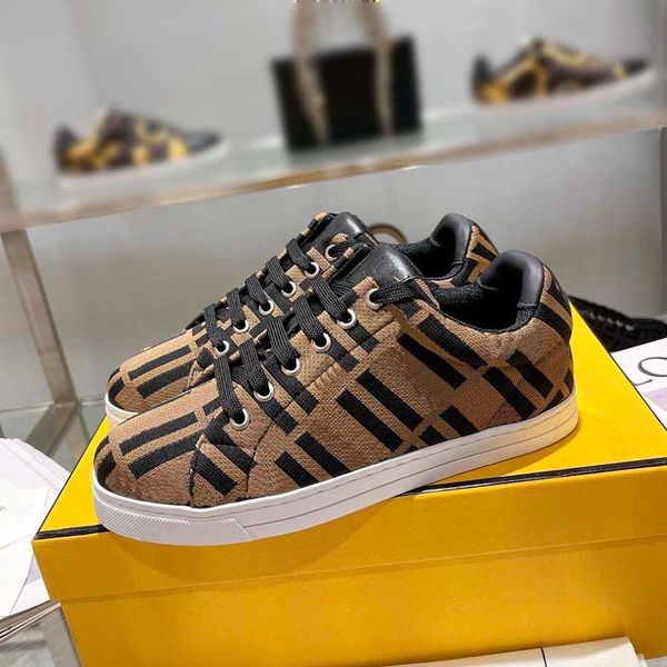 european station medusa men's shoes fashion yellow baroque pattern low casual sports shoes summer and autumn new fashion shoes, Black
european station medusa men's shoes fashion yellow baroque pattern low casual sports shoes summer and autumn new fashion shoes, Black