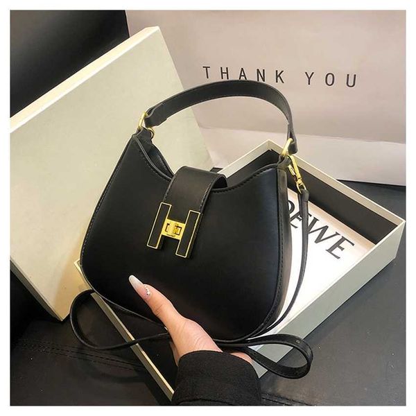20% off 2023 fashion hbag advanced fashionable portable bag for women in spring summer a small group of westernized new moon casual and vers
20% off 2023 fashion hbag advanced fashionable portable bag for women in spring summer a small group of westernized new moon casual and vers