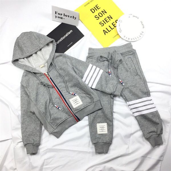 children's designer tb clothing summer and spring t-shirt shorts 2-piece brand clothing girl boy pants long t-shirt sportswear suit t07, White
children's designer tb clothing summer and spring t-shirt shorts 2-piece brand clothing girl boy pants long t-shirt sportswear suit t07, White