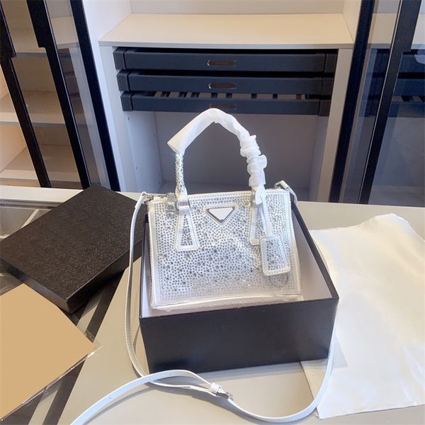gallerias designer handbag womens luxury bag blingbling fashion shoulder bags party crossbody bags baguette lady hand bag 001
gallerias designer handbag womens luxury bag blingbling fashion shoulder bags party crossbody bags baguette lady hand bag 001