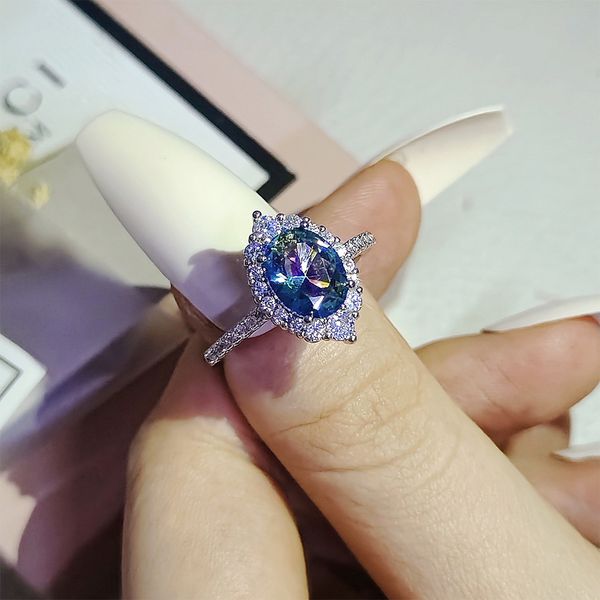 designer exquisite four claw inset color zircon lady ring couple rhinestone proposal ring valentine's day gift, Golden;silver
designer exquisite four claw inset color zircon lady ring couple rhinestone proposal ring valentine's day gift, Golden;silver