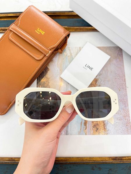 designer vintage sunglasses peepers eyewear peepers eyewear raen sunglasses reality eyewear fashion beach anti-ultraviolet gradient gifts, White;black
designer vintage sunglasses peepers eyewear peepers eyewear raen sunglasses reality eyewear fashion beach anti-ultraviolet gradient gifts, White;black