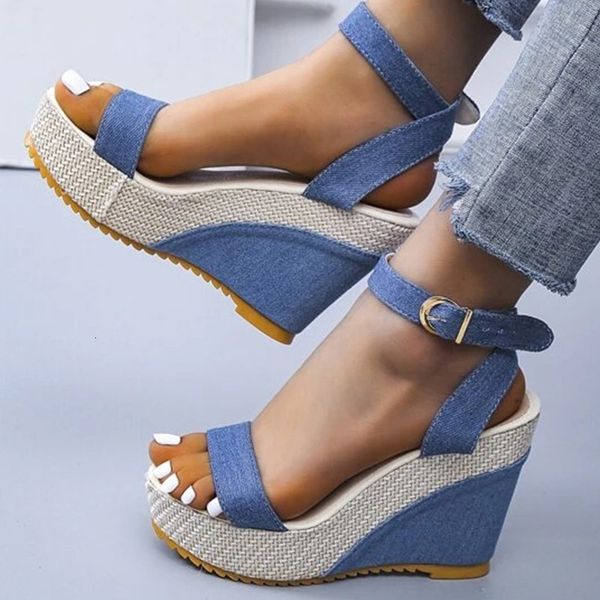 height increasing shoes buckle decor denim ankle strap wedge sandals summer outdoor platform slides 2023 thick bottom ladies female 230508, Black;white
height increasing shoes buckle decor denim ankle strap wedge sandals summer outdoor platform slides 2023 thick bottom ladies female 230508, Black;white