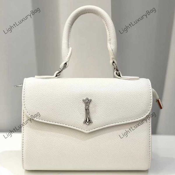 designer crucifix shoulder crossbody bag fashion high capacity handbags women leather classic zebra stripes luxury tote female purses 230509
designer crucifix shoulder crossbody bag fashion high capacity handbags women leather classic zebra stripes luxury tote female purses 230509