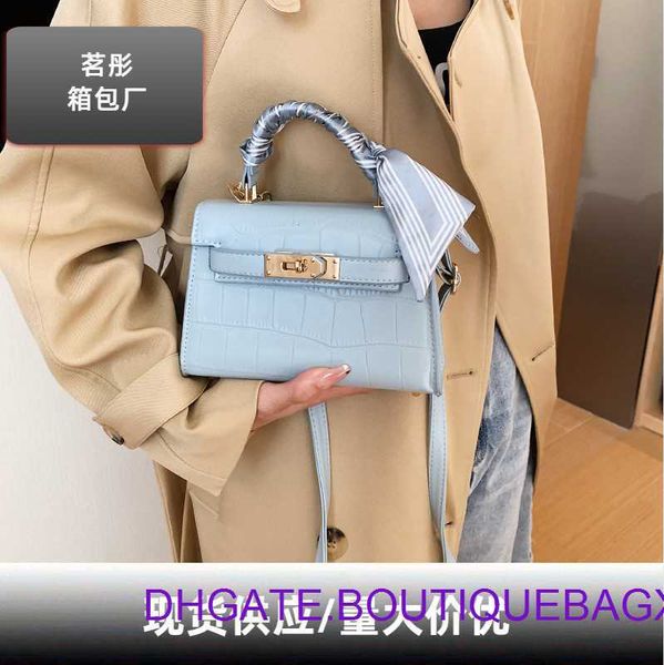 designer hremm kelys's bags for sale new trendy and versatile women's shoulder bag shaped scarf crossbody small square stone patte
designer hremm kelys's bags for sale new trendy and versatile women's shoulder bag shaped scarf crossbody small square stone patte
